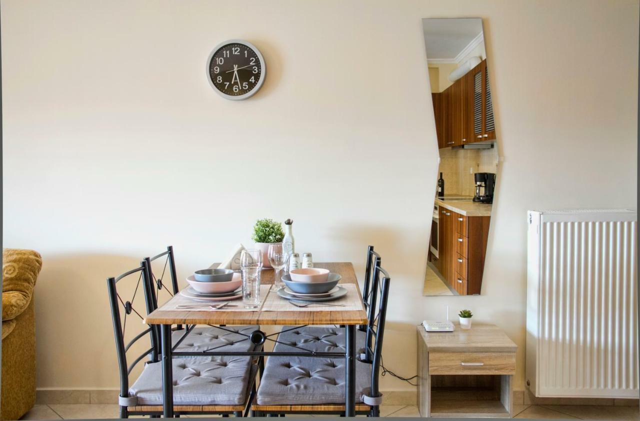 Charming Apartment Near Athens Center And The Sea Kültér fotó